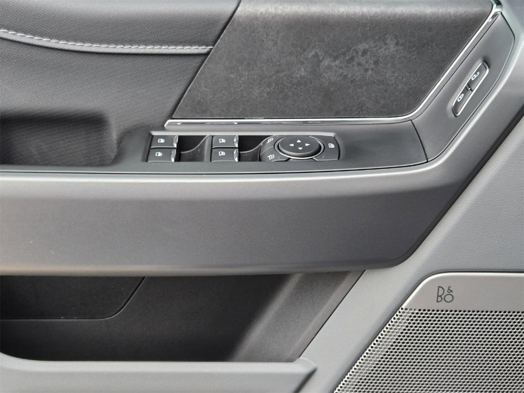 new 2025 Ford F-150 car, priced at $59,352