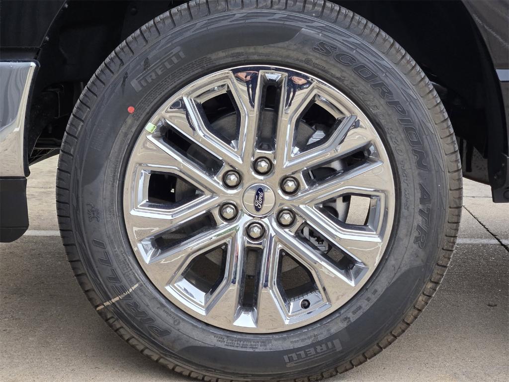 new 2025 Ford F-150 car, priced at $59,352