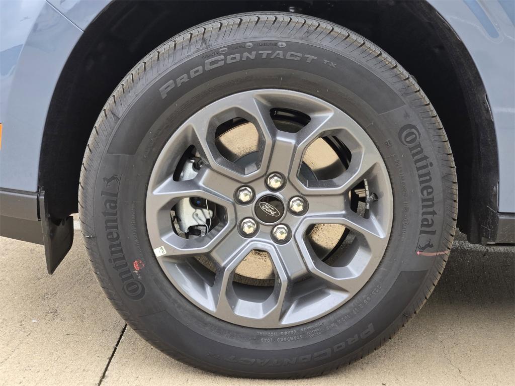 new 2025 Ford Maverick car, priced at $31,302