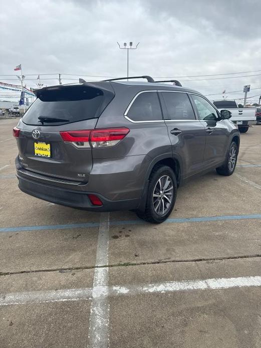 used 2019 Toyota Highlander car, priced at $22,500