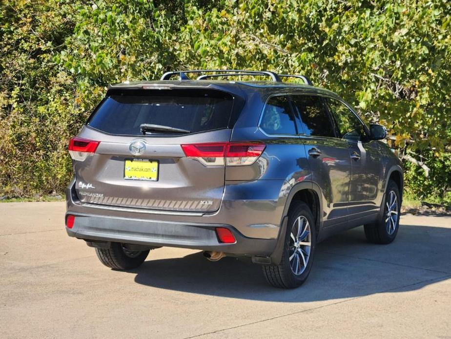 used 2019 Toyota Highlander car, priced at $21,999