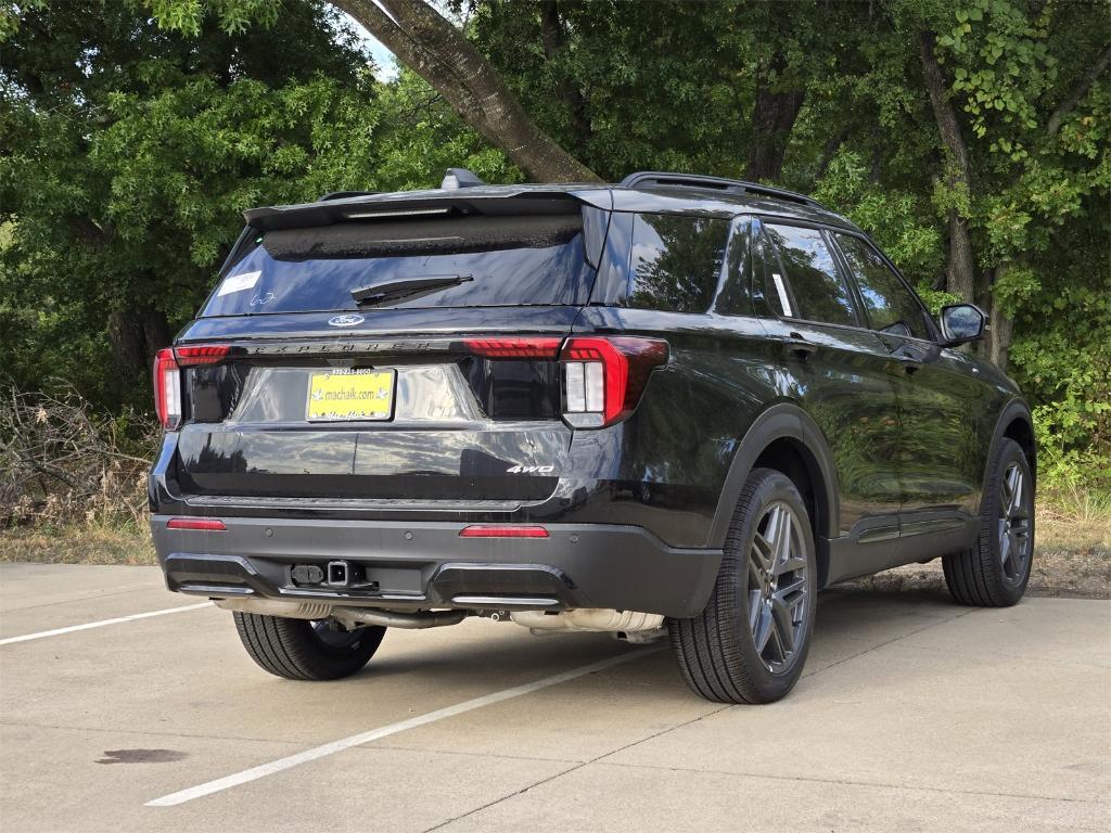 new 2025 Ford Explorer car, priced at $47,020