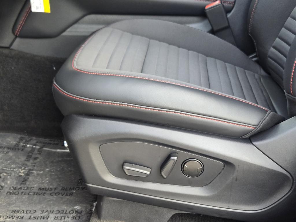 new 2025 Ford Explorer car, priced at $47,020