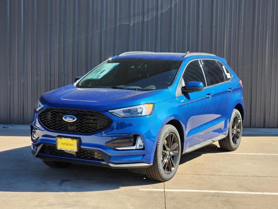 new 2024 Ford Edge car, priced at $31,730