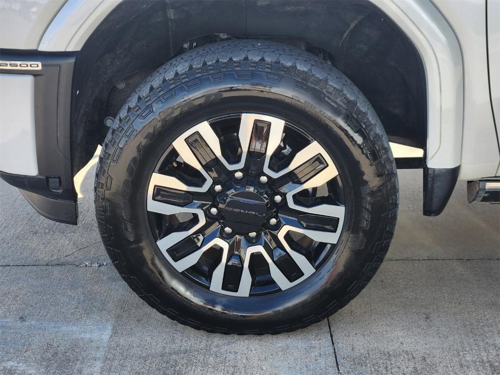 used 2024 GMC Sierra 2500 car, priced at $74,990