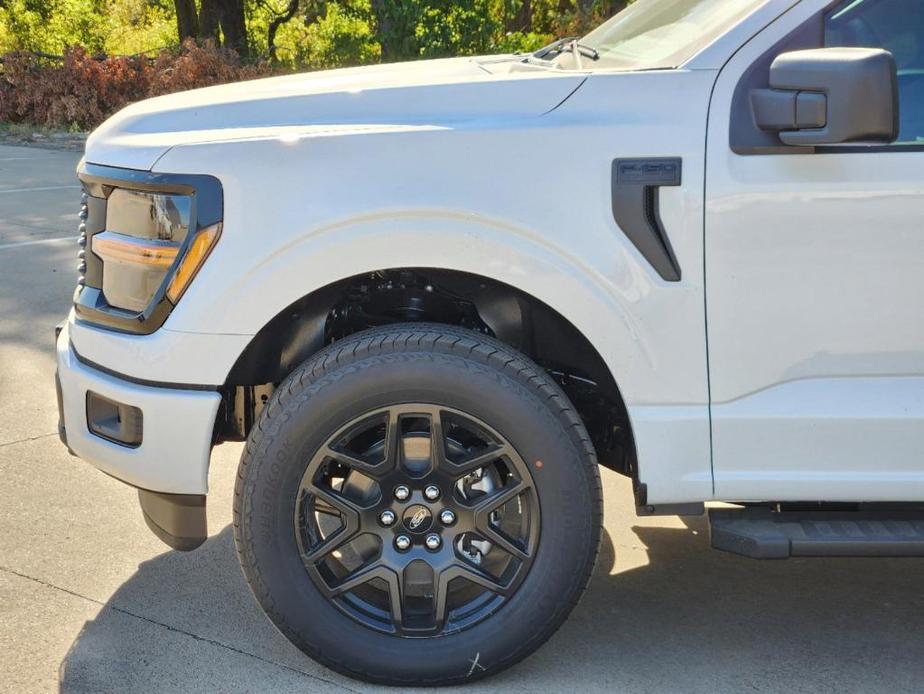 new 2024 Ford F-150 car, priced at $43,295