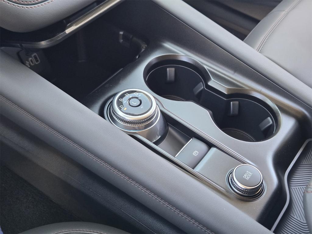 new 2025 Ford Explorer car, priced at $39,665