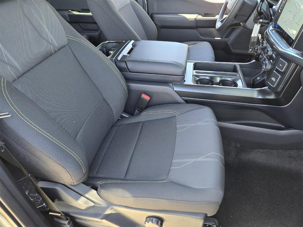new 2025 Ford F-150 car, priced at $43,370