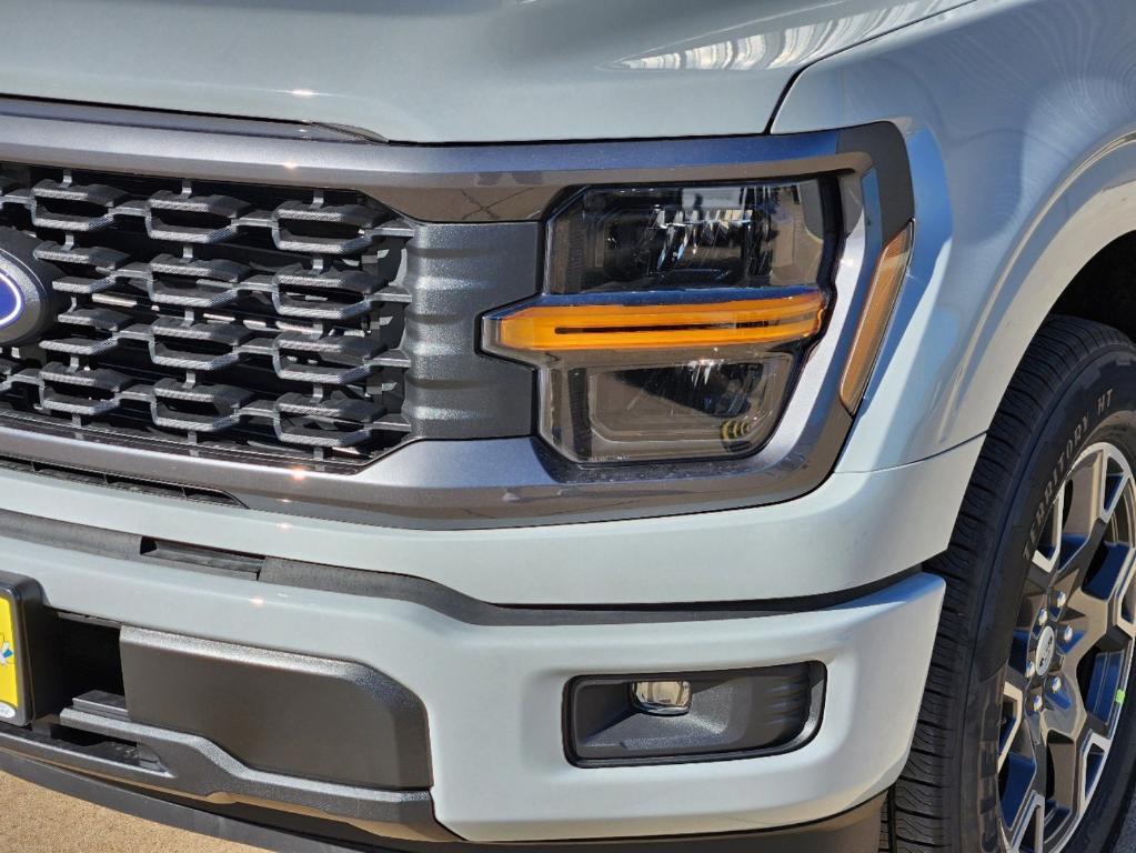 new 2024 Ford F-150 car, priced at $40,715