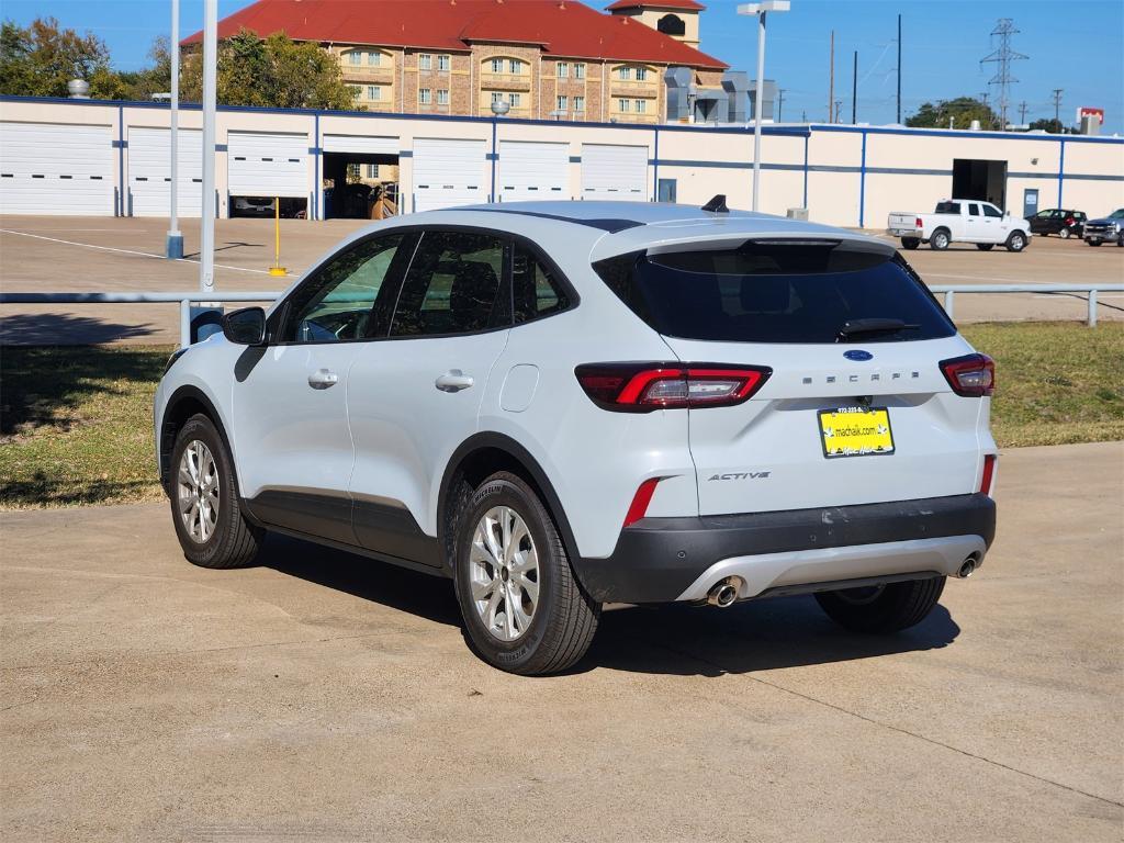 new 2025 Ford Escape car, priced at $23,000