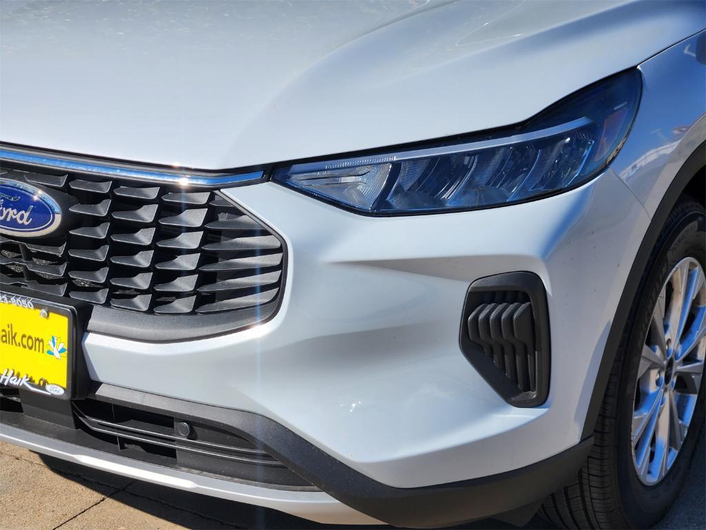 new 2025 Ford Escape car, priced at $23,000