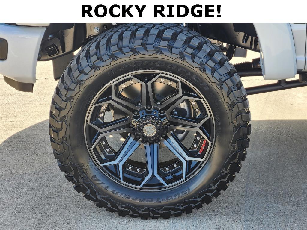 new 2025 Ford F-250 car, priced at $99,995