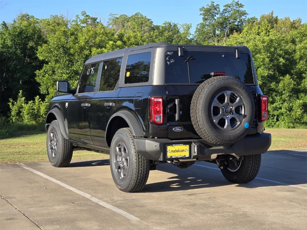 new 2025 Ford Bronco car, priced at $41,039