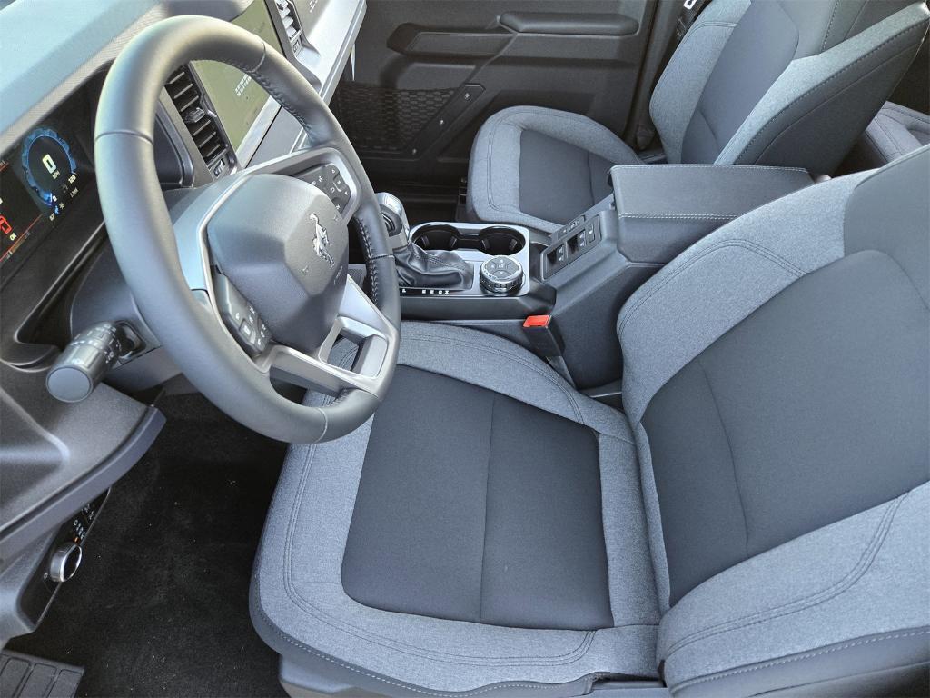 new 2025 Ford Bronco car, priced at $41,039