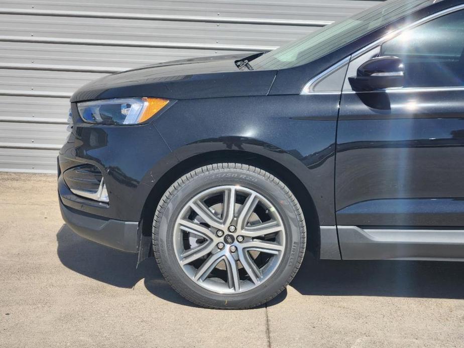 new 2024 Ford Edge car, priced at $33,905