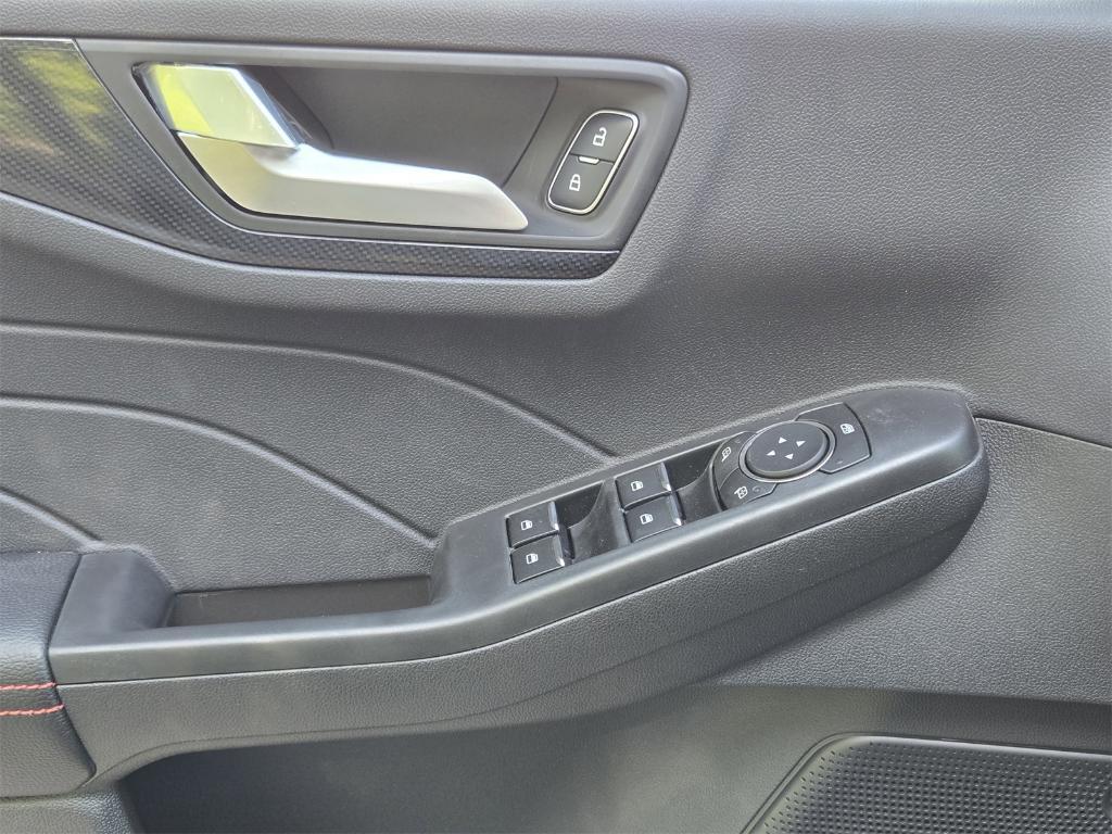 new 2025 Ford Escape car, priced at $27,500