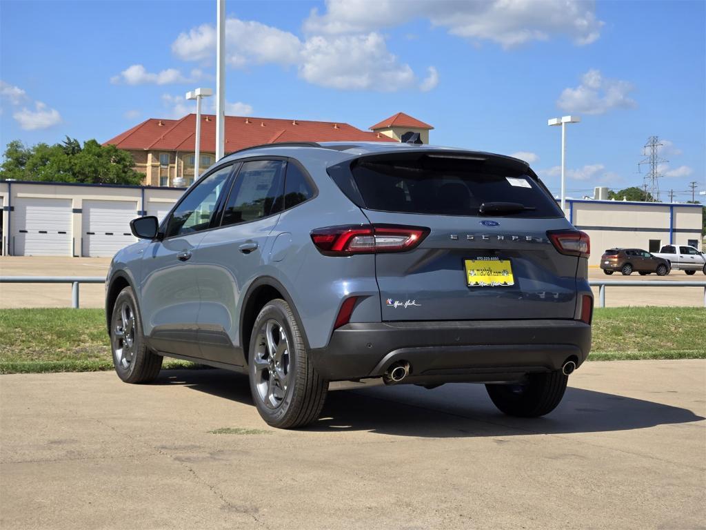 new 2025 Ford Escape car, priced at $27,500