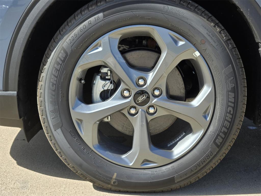 new 2025 Ford Escape car, priced at $27,500