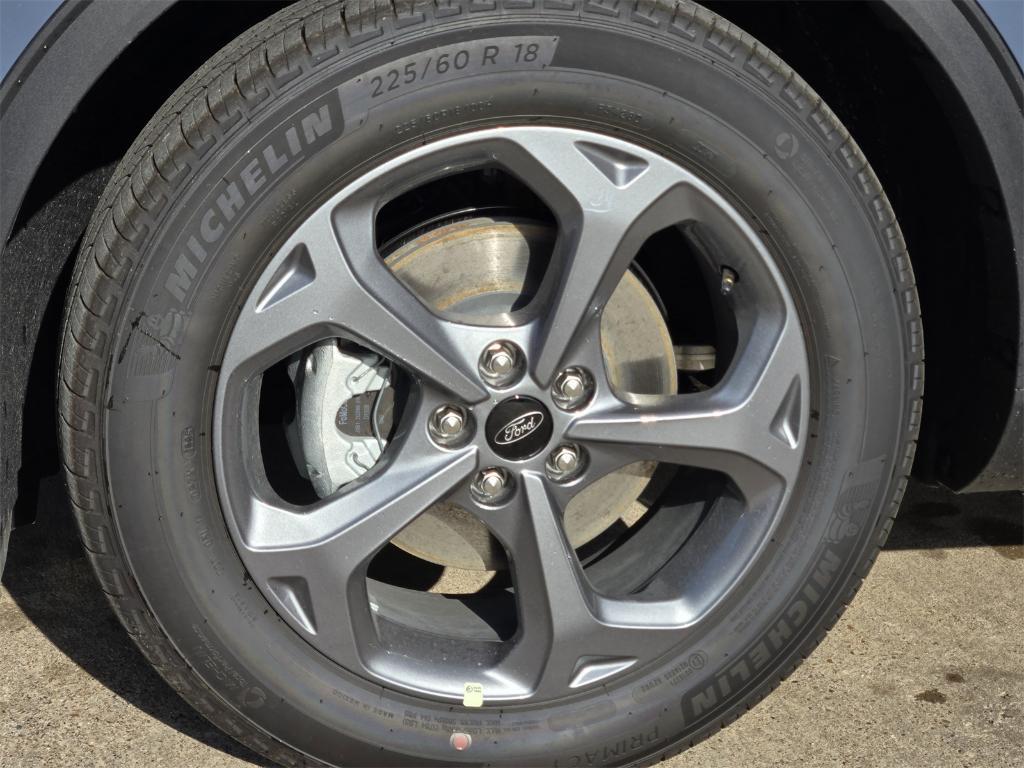 new 2025 Ford Escape car, priced at $30,894