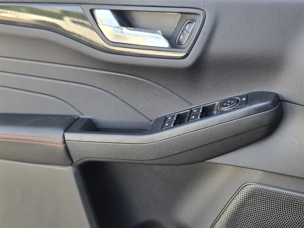 new 2025 Ford Escape car, priced at $30,894