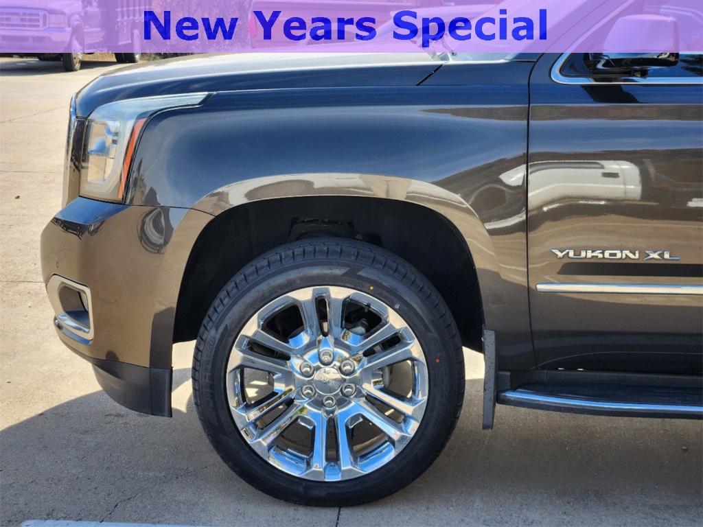 used 2019 GMC Yukon XL car, priced at $25,570