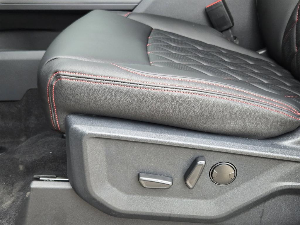 new 2025 Ford F-150 car, priced at $50,005