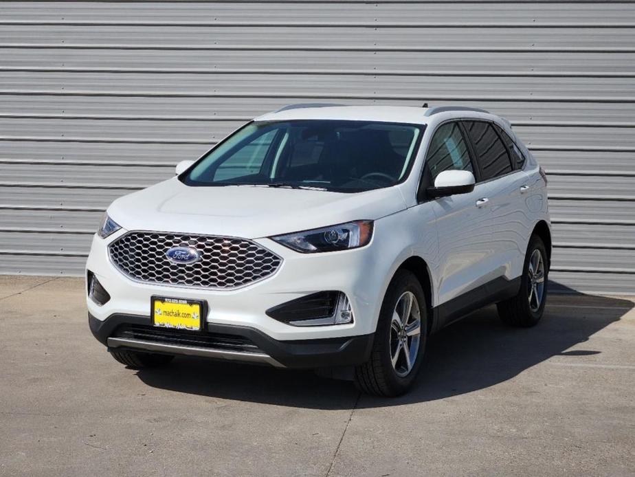 new 2024 Ford Edge car, priced at $30,565