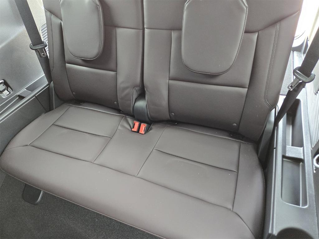 new 2025 Ford Explorer car, priced at $52,755