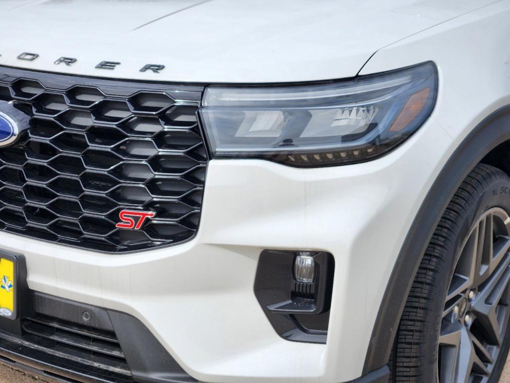 new 2025 Ford Explorer car, priced at $55,390