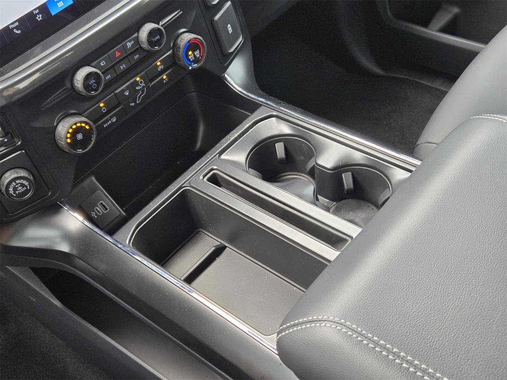 new 2025 Ford F-150 car, priced at $44,060