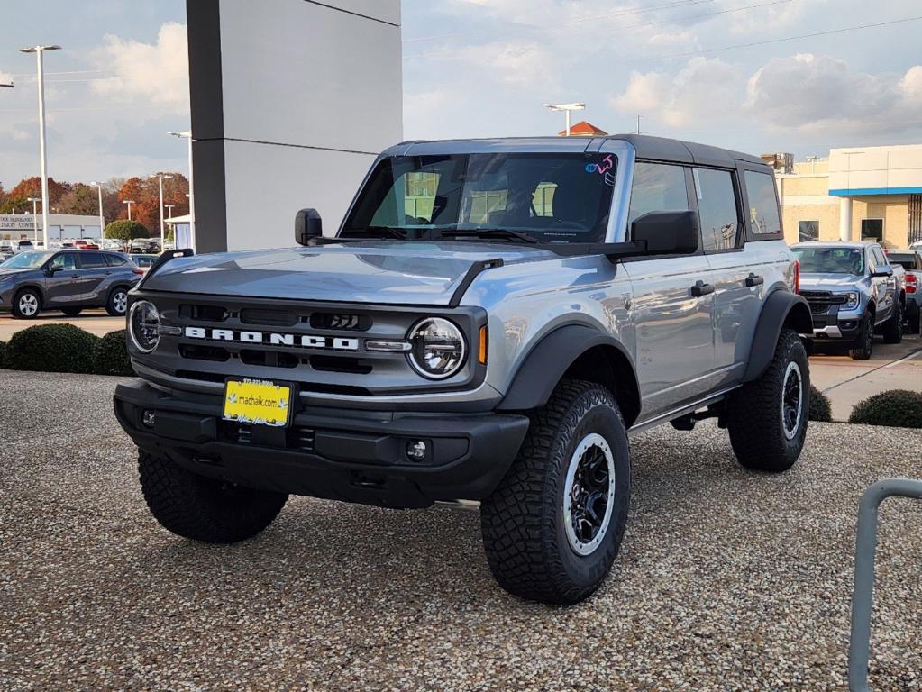 new 2024 Ford Bronco car, priced at $50,060