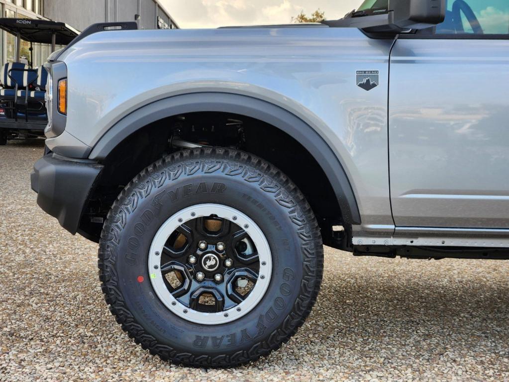 new 2024 Ford Bronco car, priced at $50,060