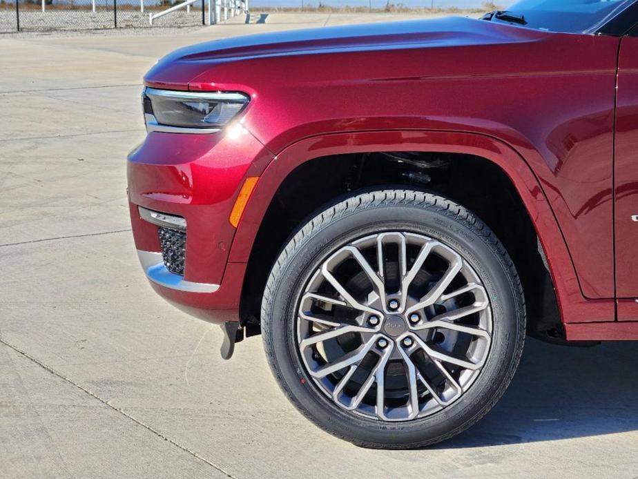 new 2025 Jeep Grand Cherokee L car, priced at $61,437