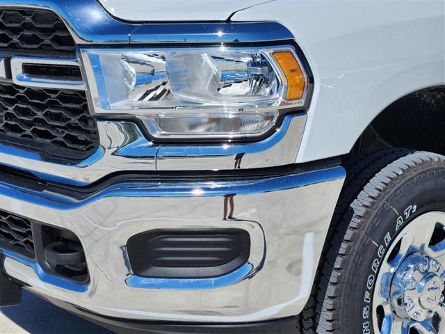 new 2024 Ram 3500 car, priced at $61,643