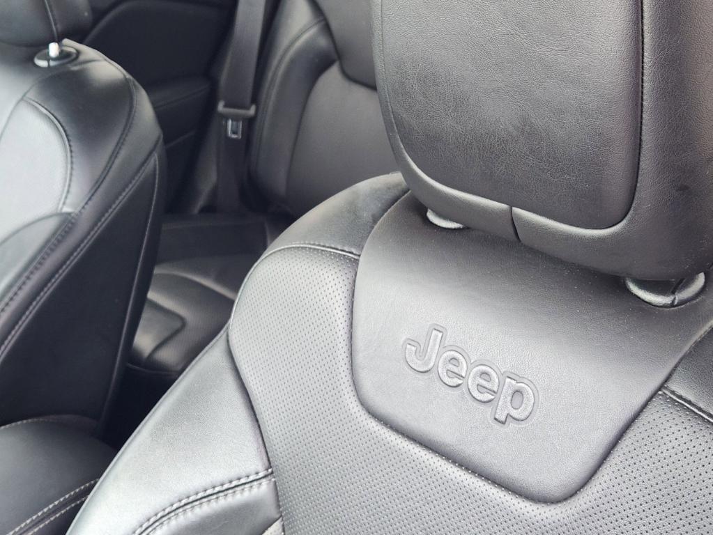 used 2023 Jeep Cherokee car, priced at $25,880