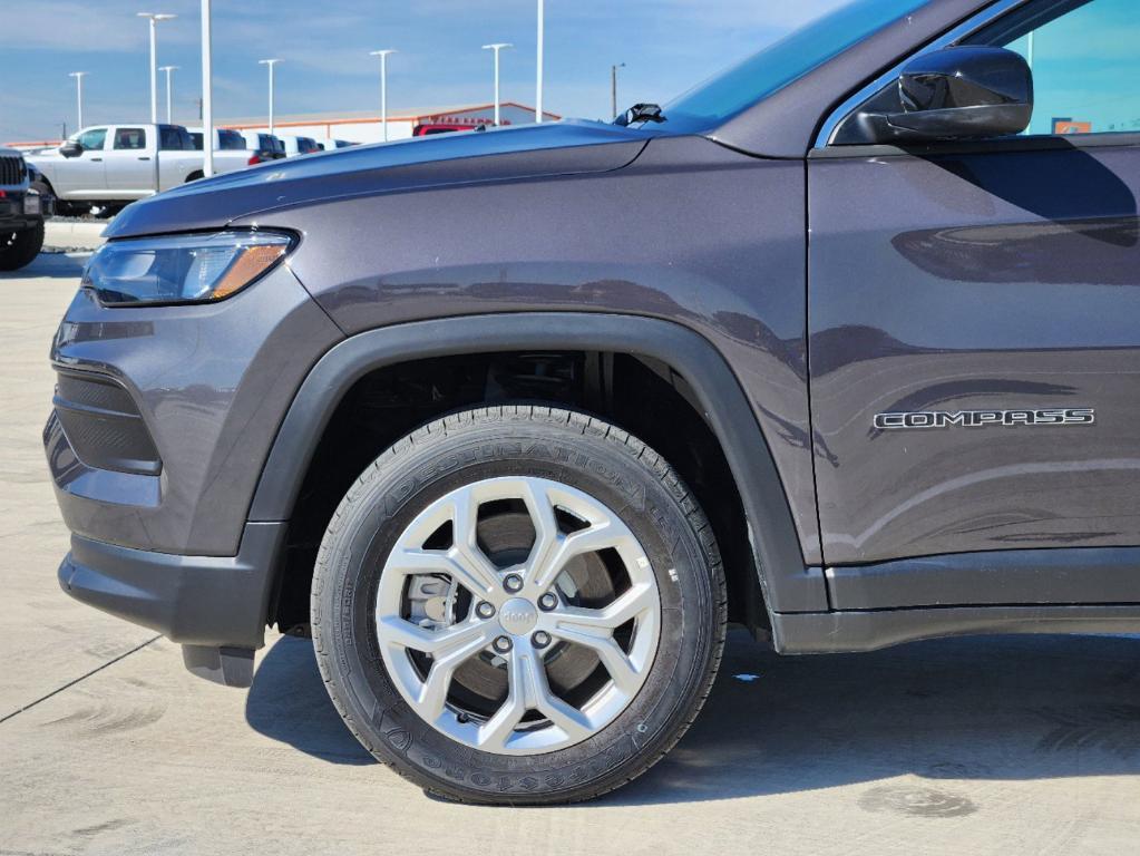 new 2024 Jeep Compass car, priced at $27,111