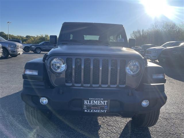 new 2024 Jeep Wrangler car, priced at $40,199