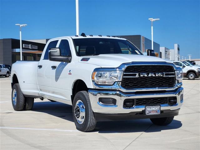 new 2024 Ram 3500 car, priced at $62,452