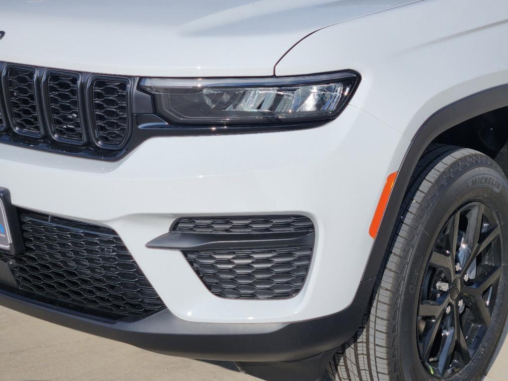 new 2025 Jeep Grand Cherokee car, priced at $43,512