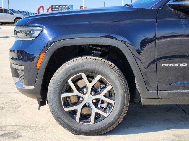 new 2024 Jeep Grand Cherokee L car, priced at $43,671