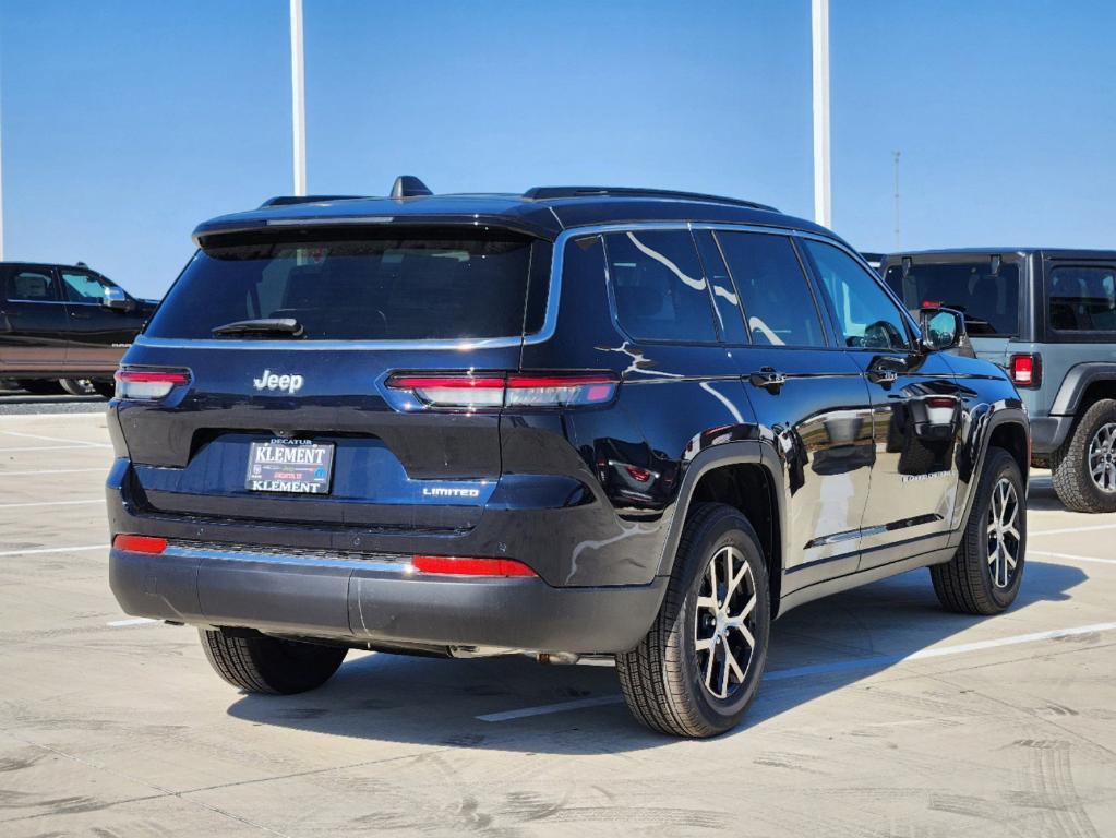 new 2024 Jeep Grand Cherokee L car, priced at $40,161