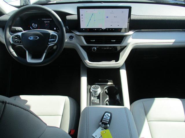 new 2025 Ford Explorer car, priced at $47,395