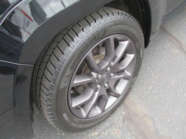 used 2020 Jeep Grand Cherokee car, priced at $28,981