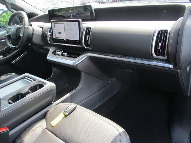 new 2025 Ford Expedition car, priced at $81,995