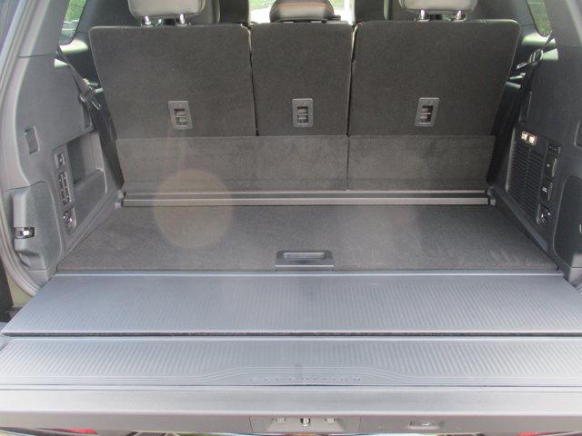 new 2025 Ford Expedition car, priced at $81,995