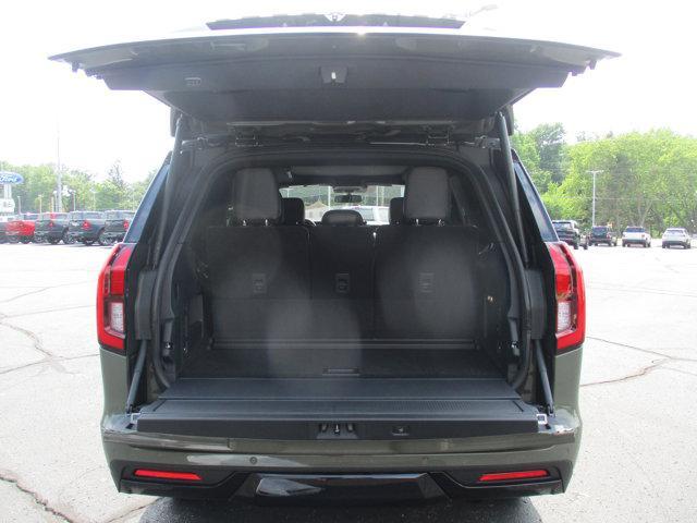 new 2025 Ford Expedition car, priced at $81,995