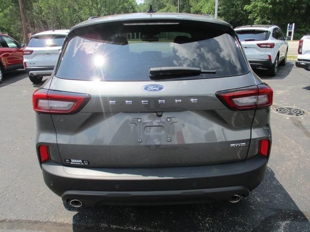 new 2025 Ford Escape car, priced at $35,070