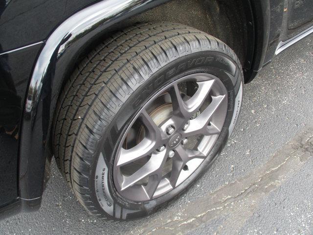 used 2021 Jeep Grand Cherokee car, priced at $28,643