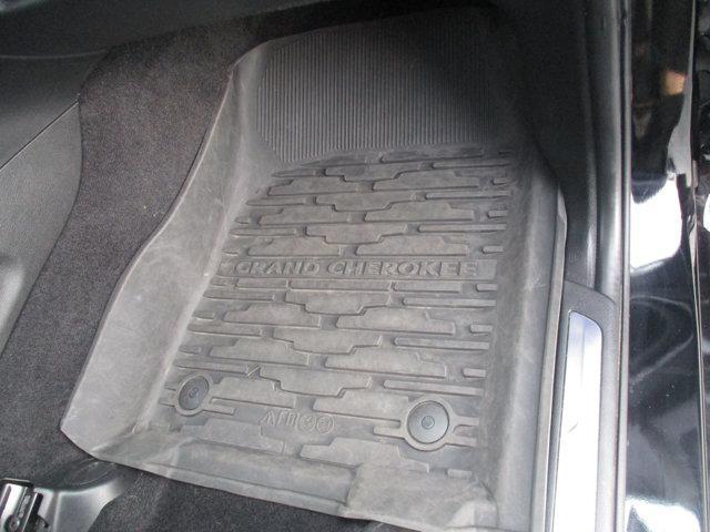 used 2021 Jeep Grand Cherokee car, priced at $28,643