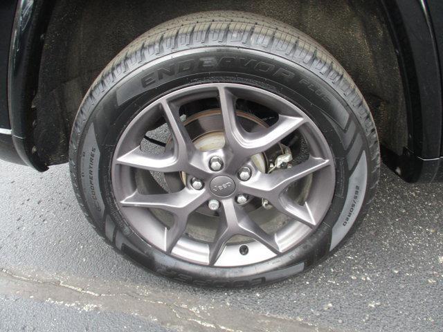 used 2021 Jeep Grand Cherokee car, priced at $28,643